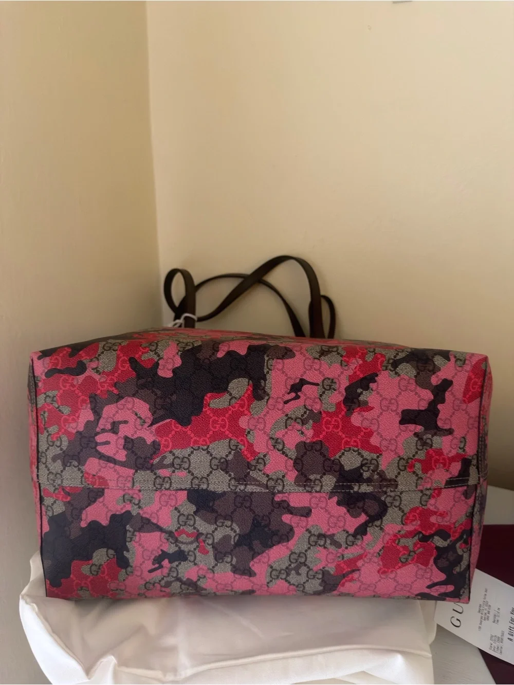 NWT Gucci Camouflage Large GG Supreme Canvas Tote Bag Pink